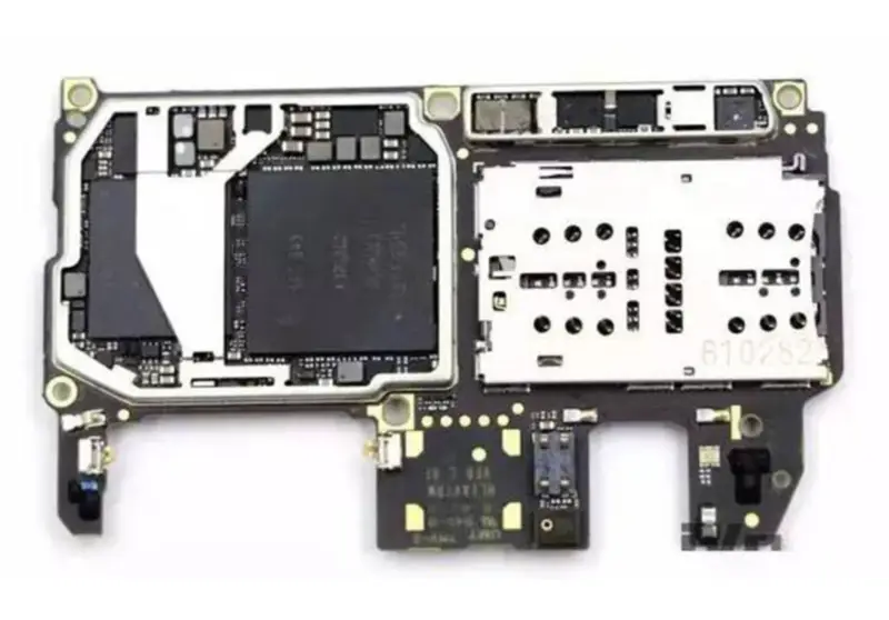 Carte mère Huawei P10 débloquée avec puces