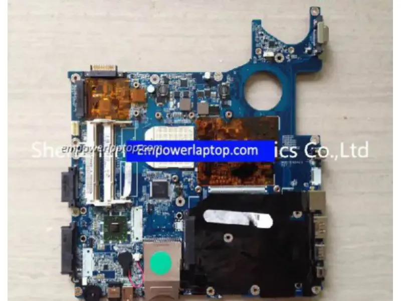 Toshiba A000038360 Satellite P300D A300D DABD3GMB6E0 carte mère