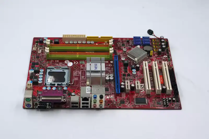 Carte mère MSI P43 NEO MS-7519 P43 LGA 775 ATX