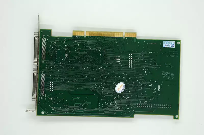 NI PCI-7344 Contrôleur pas à pas/servo PCI à 4 axes