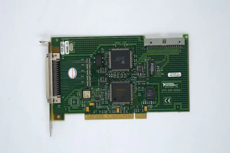NI PCI-DIO-32HS 183480F-01 Carte DAQ