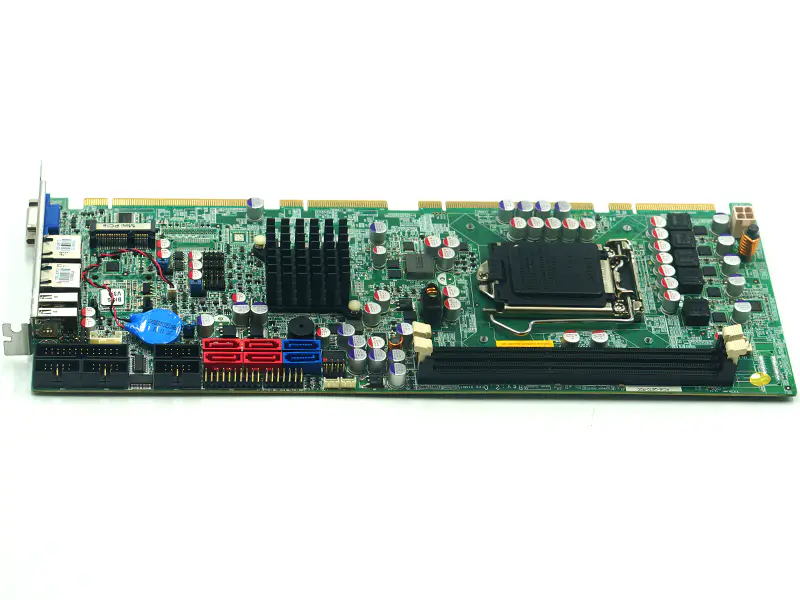 Carte mère IEI PCIE-Q670-R20