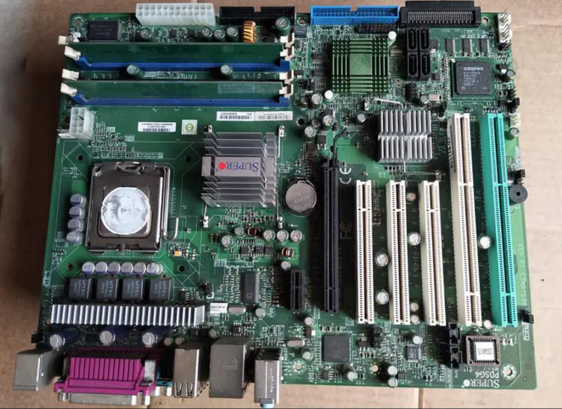 SuperMicro PDSG4 LGA775 Carte mère médicale et industrielle supportant SCSI