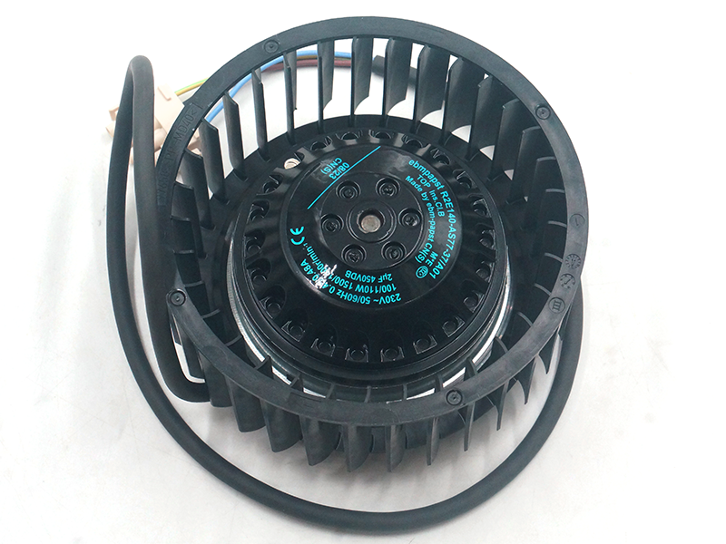ebmpapst R2E140-AS77-37/A01 Ventilateur