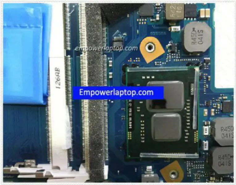 Carte mère Toshiba FUL5Y4 Satellite R700