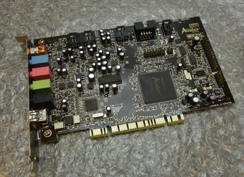 Carte son PCI Creative Sound Blaster Audigy SB0090 5.1 canaux