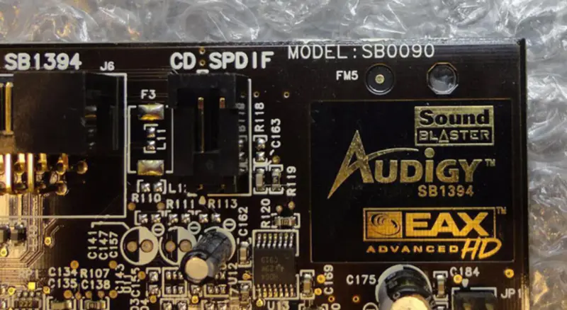 Carte son PCI Creative Sound Blaster Audigy SB0090 5.1 canaux