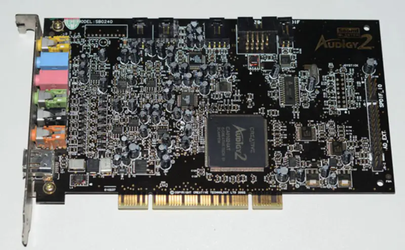 Carte son Creative Sound Blaster Audigy 2 SB0240 7.1 Channel PCI Sound Card