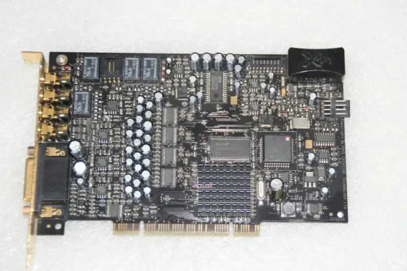 Carte son Creative SB0550