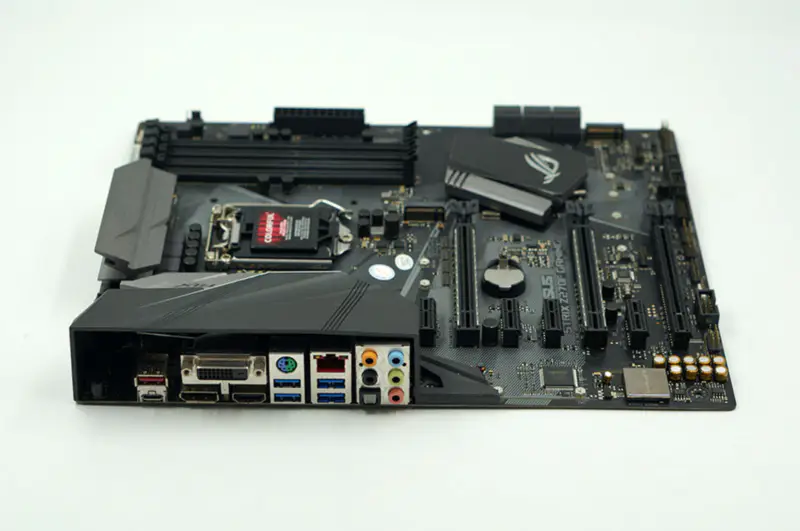 Carte mère Asus ROG STRIX Z270F GAMING pour ordinateur de bureau