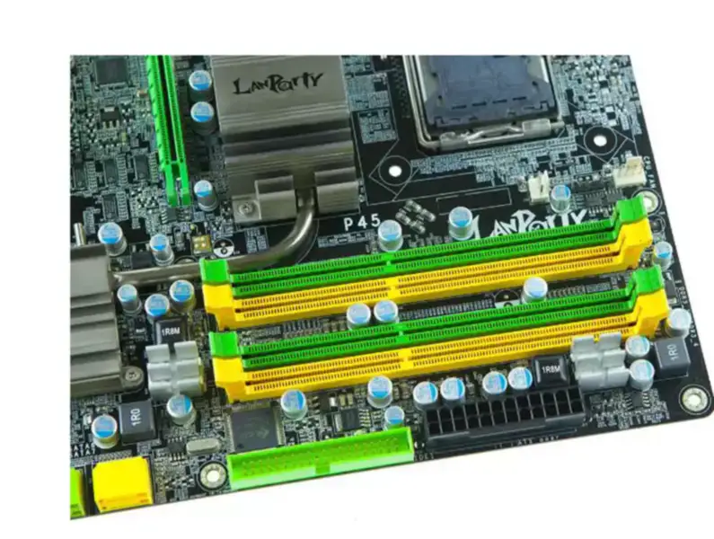 Carte mère DFI LanParty UT P45-T3RS LGA 775 DDR3