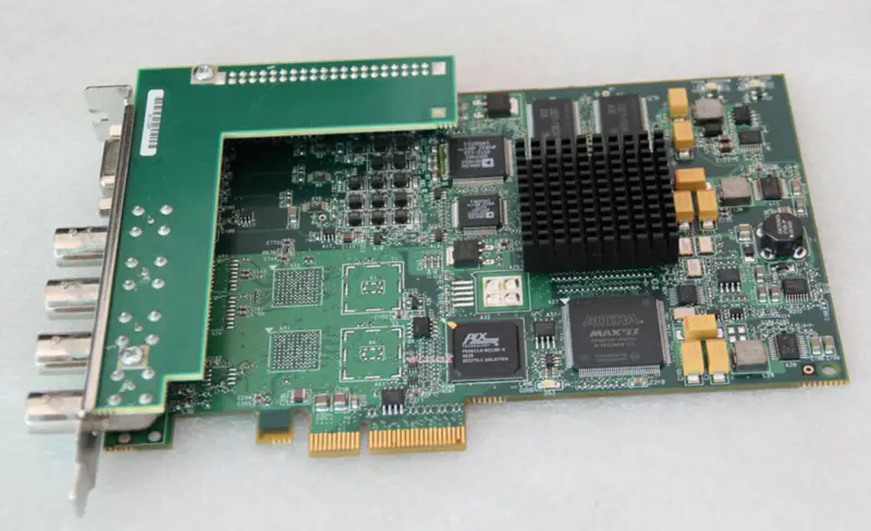 MATROX V10 Y7231-03 VI07IAOA/F* Carte PCIE DAQ