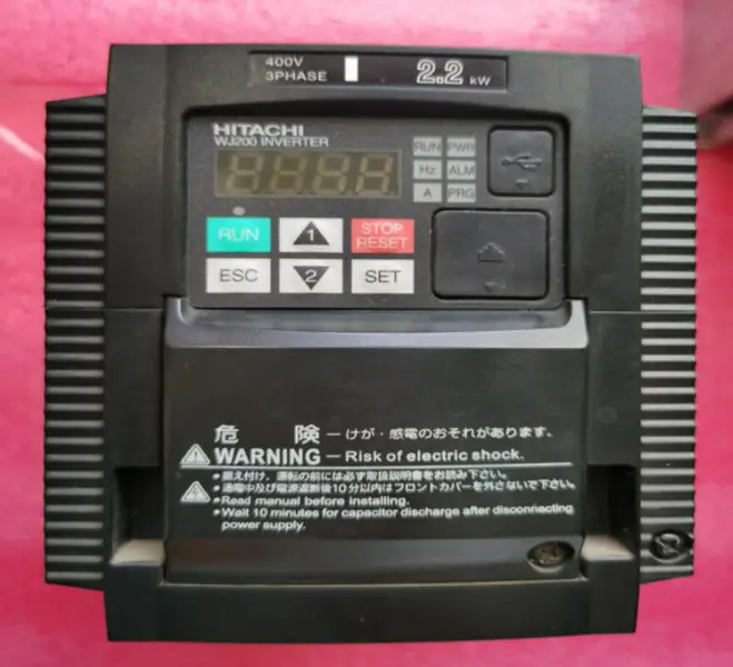 HITACHI INVERTER WJ200-022HFC-M 2.2KW NEW