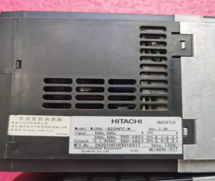 HITACHI INVERTER WJ200-022HFC-M 2.2KW NEW