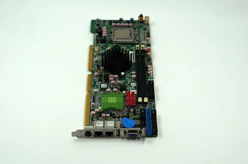 Carte mère industrielle IEI WSB-G41A-R10