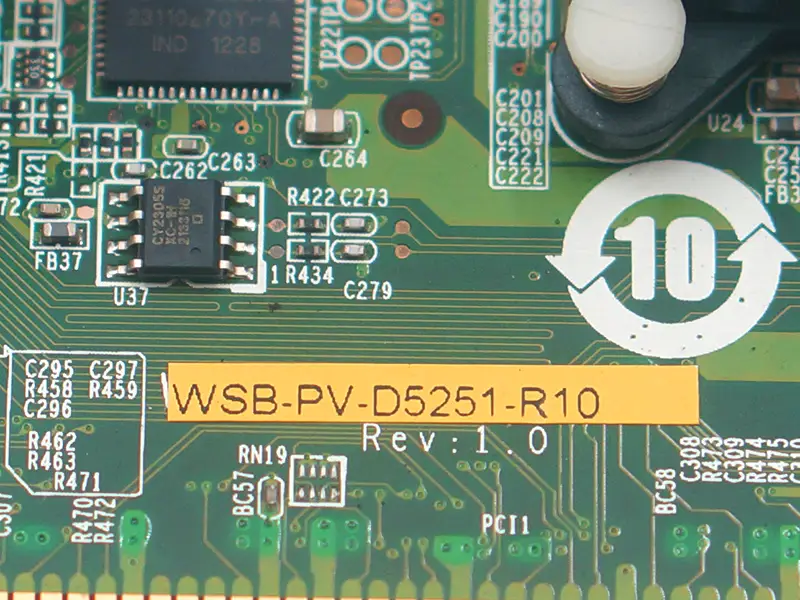Carte mère IEI WSB-PV-D5251-R10