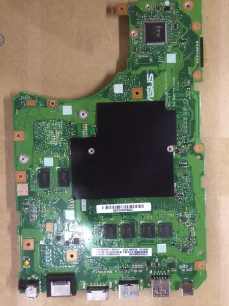 Carte mère Asus X556UV