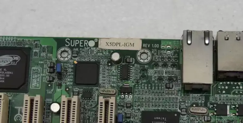 Carte mère pour station de travail SuperMicro X5DPL-IGM Socket 604