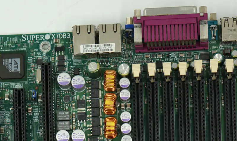 Carte mère Supermicro X7DB3