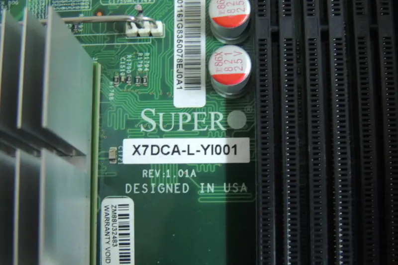 Carte mère Supermicro X7DCA-L pour serveur