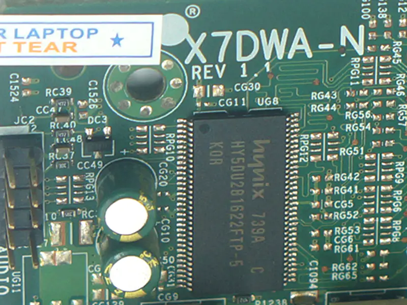 Carte mère Supermicro X7DWA-N pour serveur