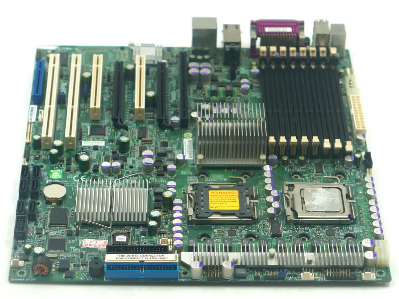 Carte mère Supermicro X7DWA-N pour serveur