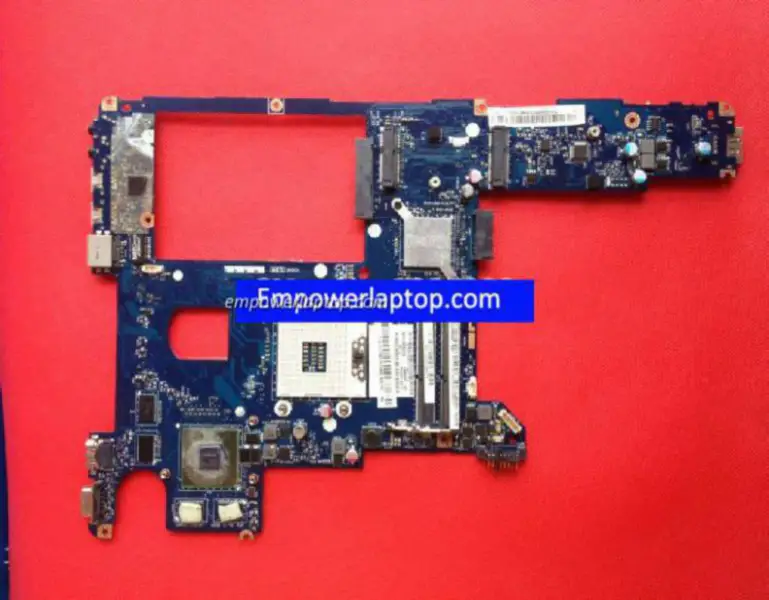 Carte mère Lenovo Y470 N12P-GT-A1 LA-6881P