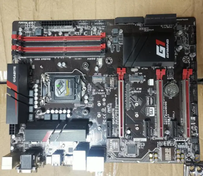 Carte mère Gigabyte GA-Z170X-GAMING 3