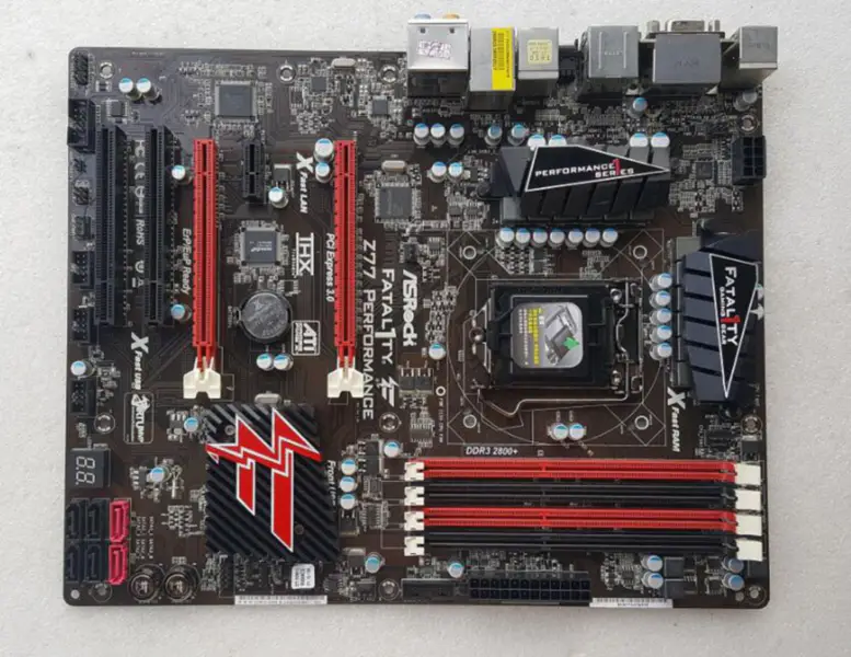 Carte mère ASROCK Z77 PERFORMANCE