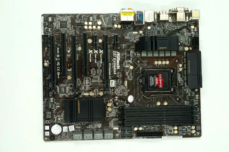 Carte mère ASROCK Z87 Extreme 4 LGA1150 DDR3 32G ATX