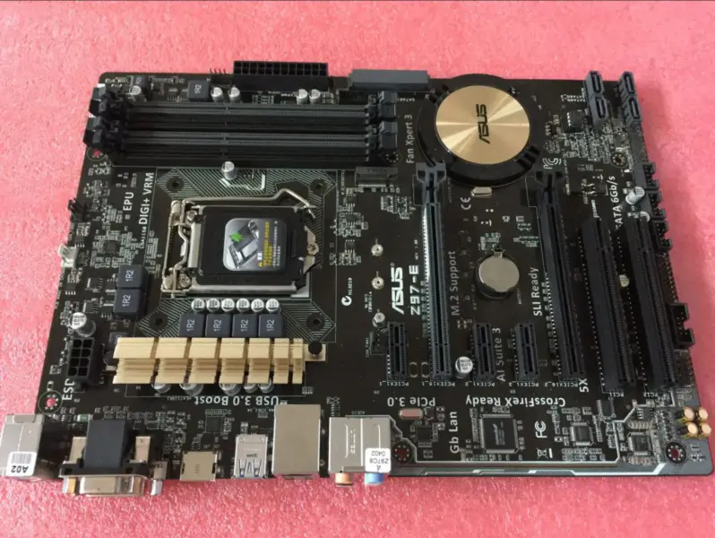 Carte mère Asus Z97-E